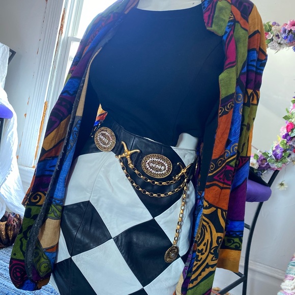 Black and white vintage genuine leather skirt - Picture 4 of 6